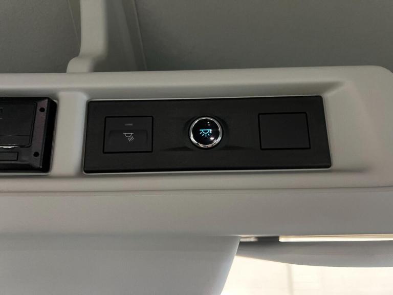 2022 Ford Transit 2.0 EcoBlue 130ps H3 17 Seater Leader MINIBUS DIESEL Manual