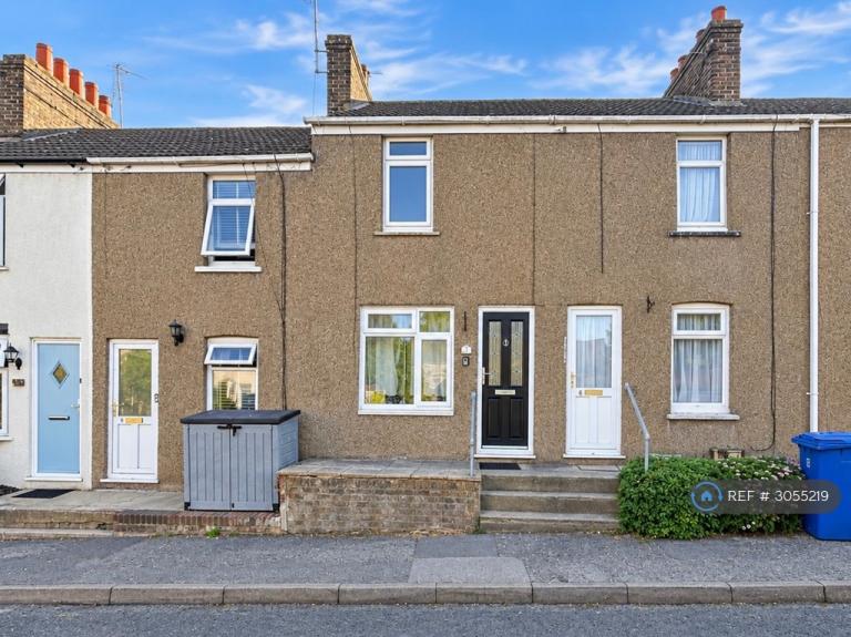3 bedroom house in Church Lane, Sittingbourne, ME9 (3 bed) (#3055219)