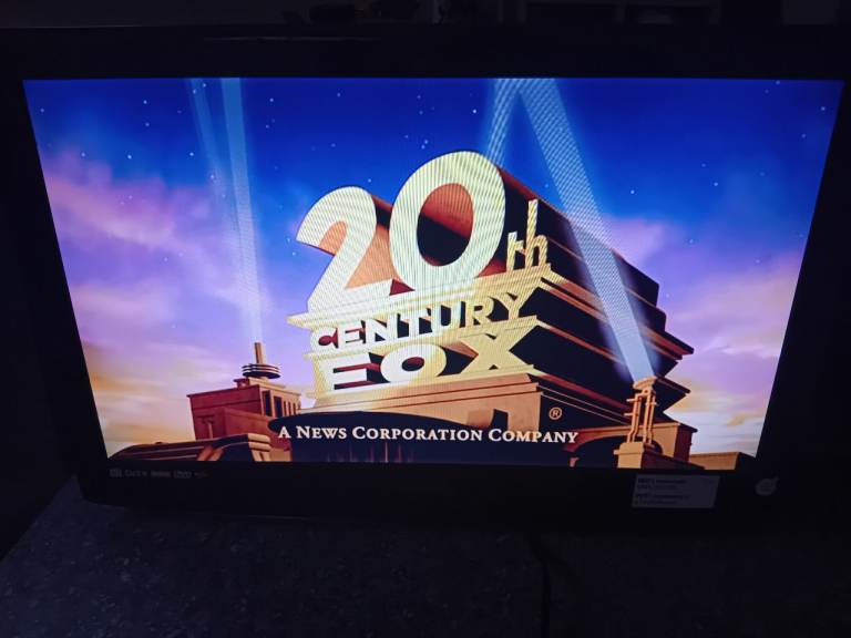 21.6 inch with dvd no remote 