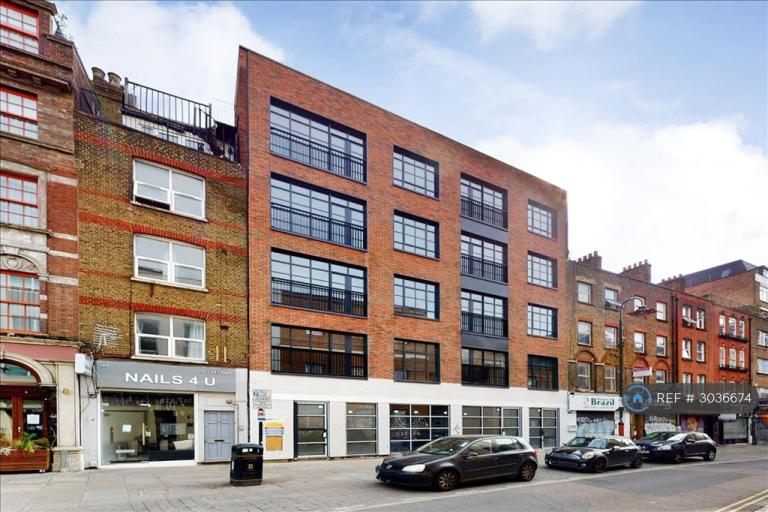 1 bedroom flat in Osborn Street, London, E1 (1 bed) (#3036674)