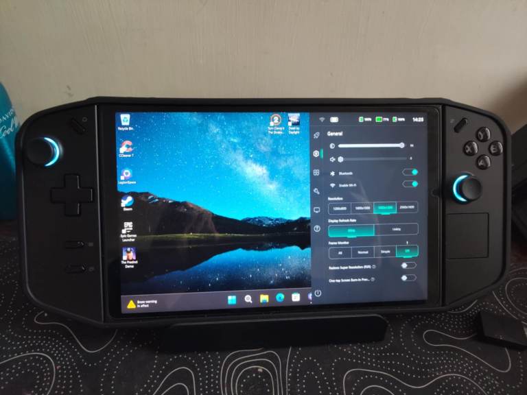 Lenovo Legion Go 1 – Original Box + Rubber Case + Carrying Case