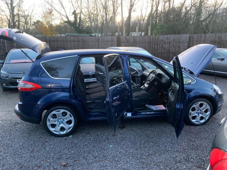 2011 Ford S-Max 2.0 TDCi Titanium Powershift Euro 5 5dr MPV Diesel Automatic