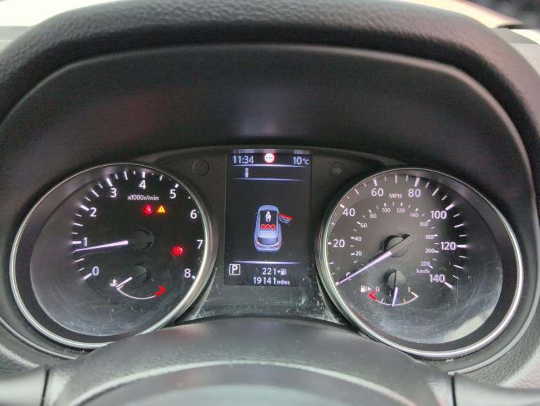 2017 Nissan Qashqai 1.2 DIG-T N-Connecta SUV 5dr Petrol XTRON Euro 6 (s/s) (115 ps) HILL START HA...