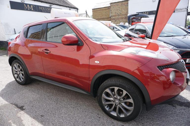 2013 Nissan Juke 1.6 Tekna 5dr HATCHBACK PETROL Manual