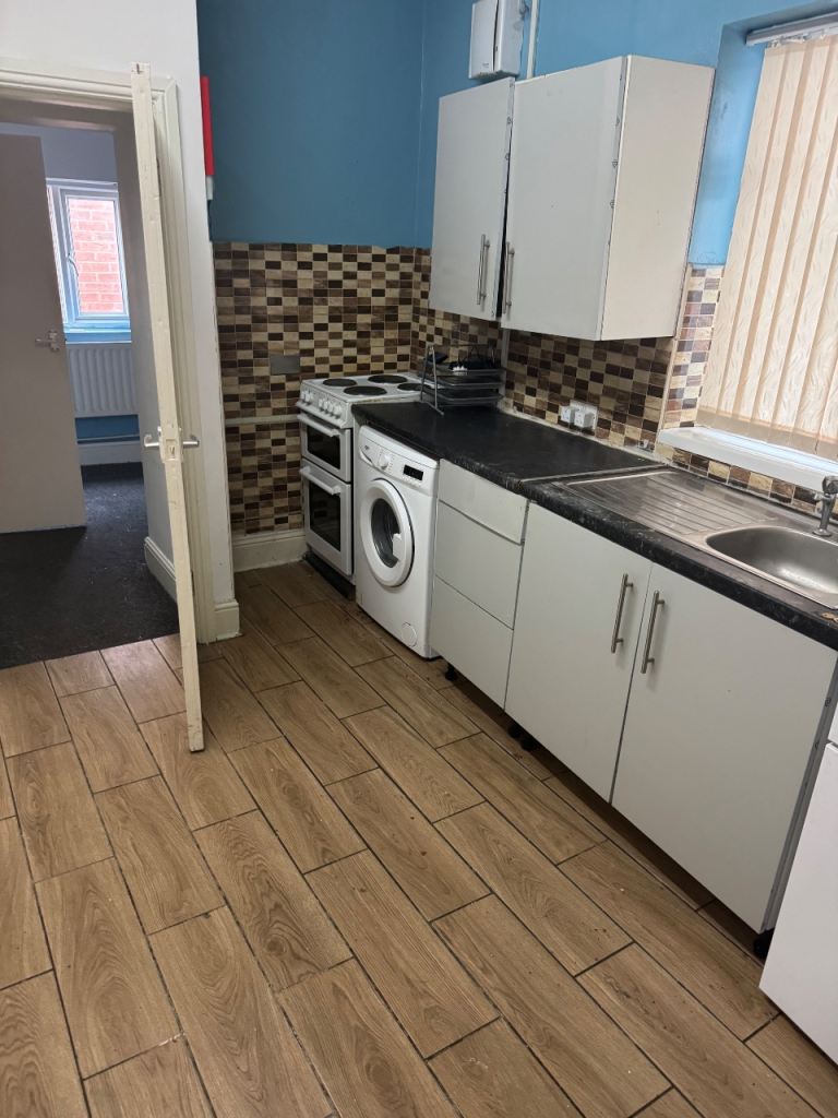 Studio / 1 bed flat to let in stechford B33 8AG