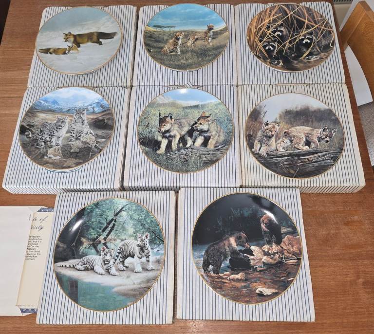 8x Decorative Plates