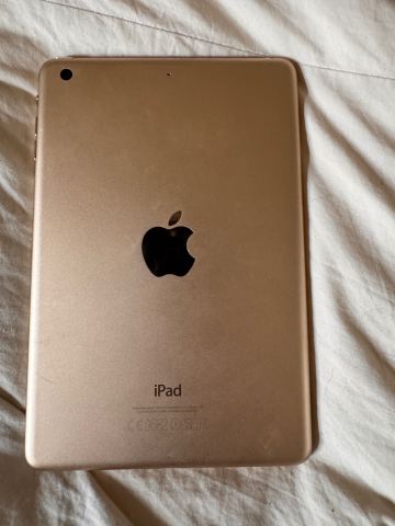 Apple iPad mini 3 (16GB, Gold, Wi-Fi) – Fully Working, £55.00 for Sale
