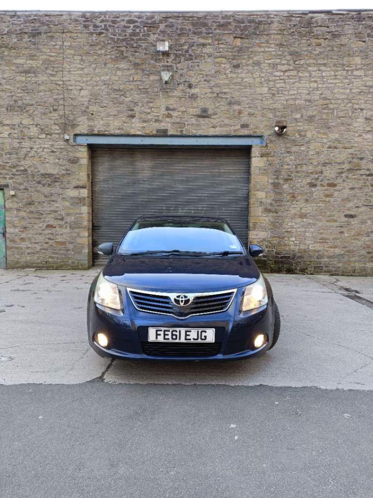 Toyota Avensis 1.8 TR Petrol/LPG 