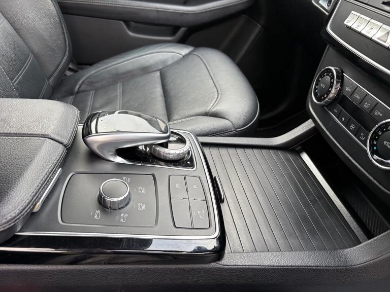 2017 Mercedes-Benz GLE GLE 500 e 4MATIC AMG Line Estate Petrol/electric Automatic