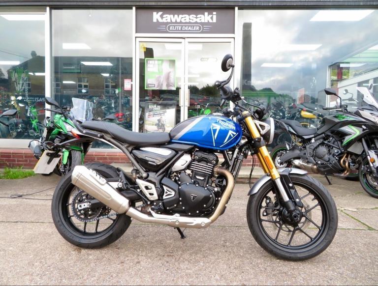 TRIUMPH SPEED 400 2024