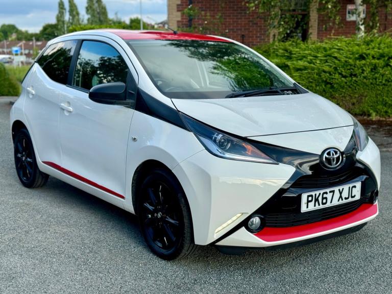 TOYOTA AYGO 1.0 VVT-i X-Press Auto 5dr x-shift Automatic