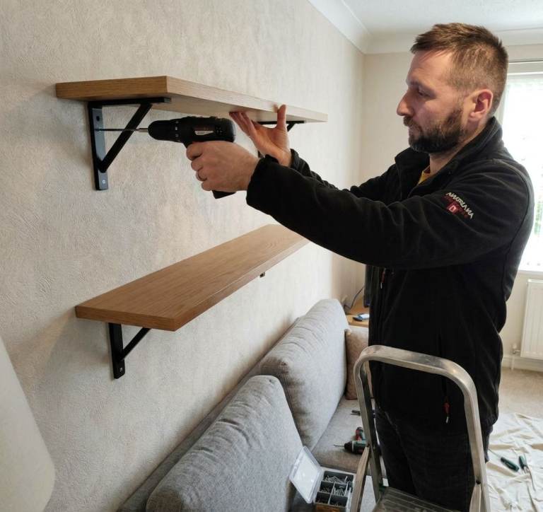 Experienced Handyman in Little Hulton (5+ Years Exp.) – Repairs & Assembly