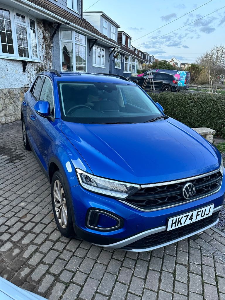 Volkswagen, T-ROC, Hatchback, 2024, Semi-Auto, 1498 (cc), 5 doors