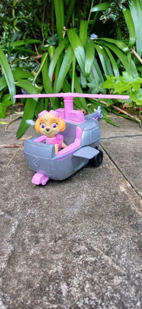 image for Paw Patrol: Skye's Helicopter and figure