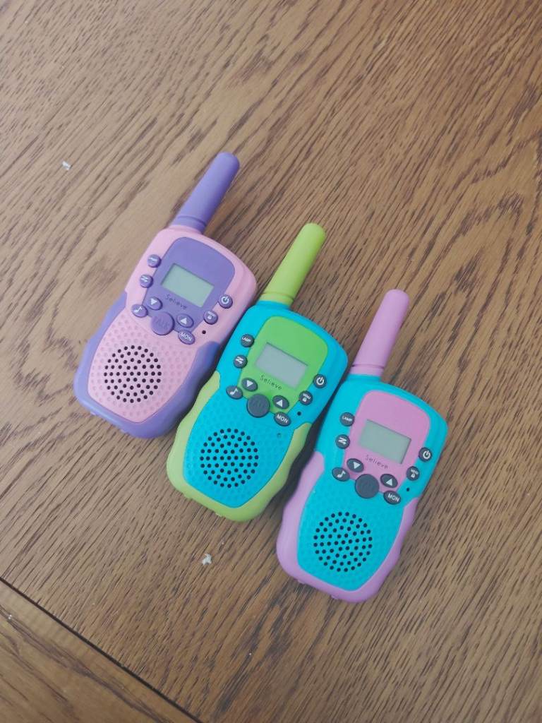 Kids walkie talkies x3