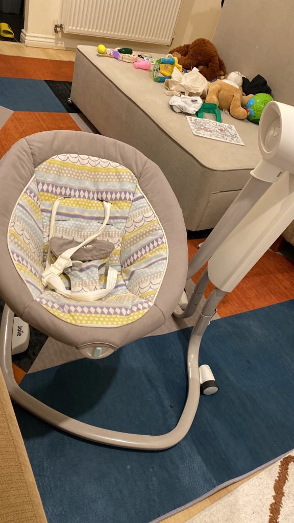 Electrical baby bouncer 