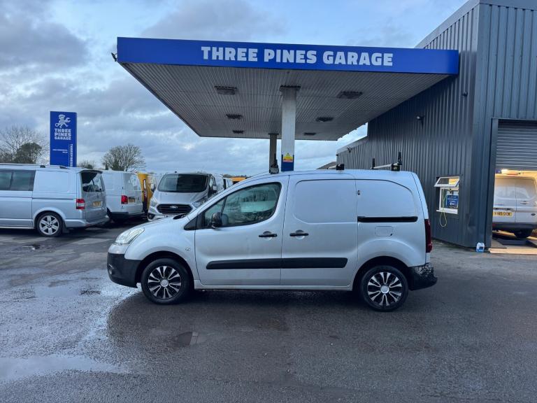 Citroen Berlingo 1.6 HDi 625Kg Enterprise 75ps Roof Bars Ideal First Van No Vat