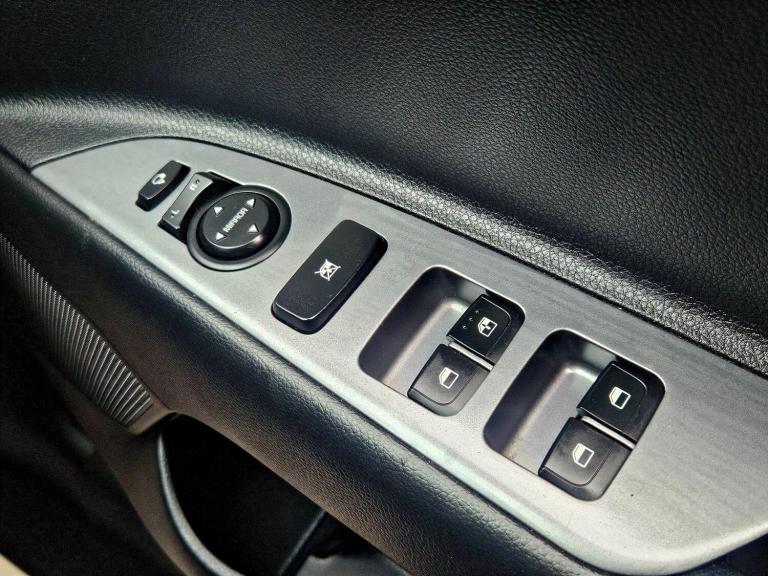 2023 Kia Stonic 1.0 T-GDi GT-Line SUV 5dr Petrol DCT Euro 6 (s/s) (99 bhp) HATCHBACK Petrol Autom...