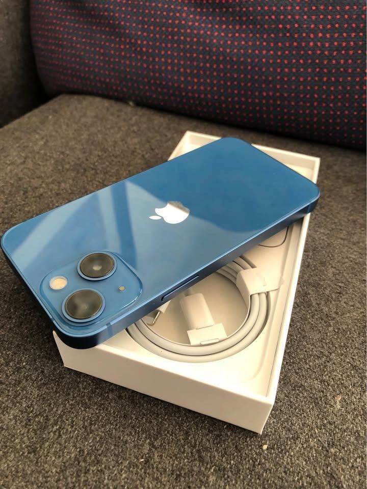New condition iPhone 13 mini 128gb unlocked in box