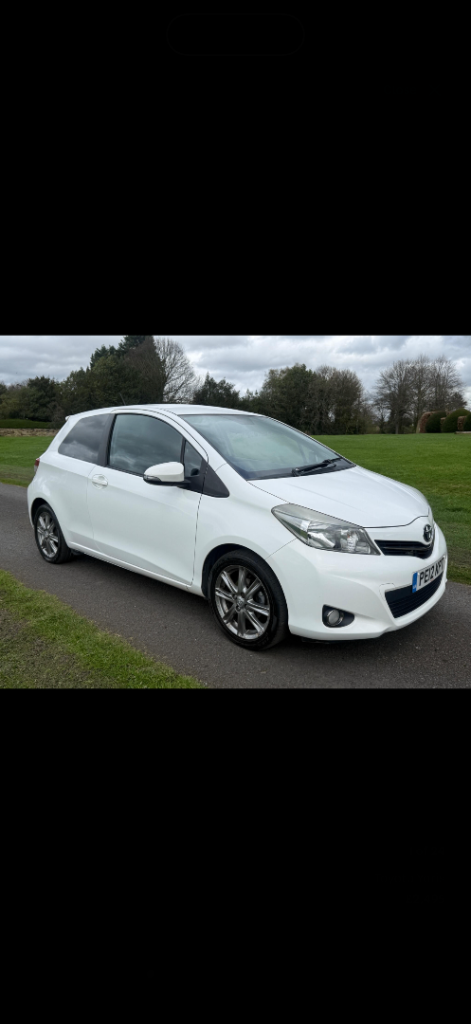 Toyota, YARIS, Hatchback, 2012, Manual, 1329 (cc), 3 doors