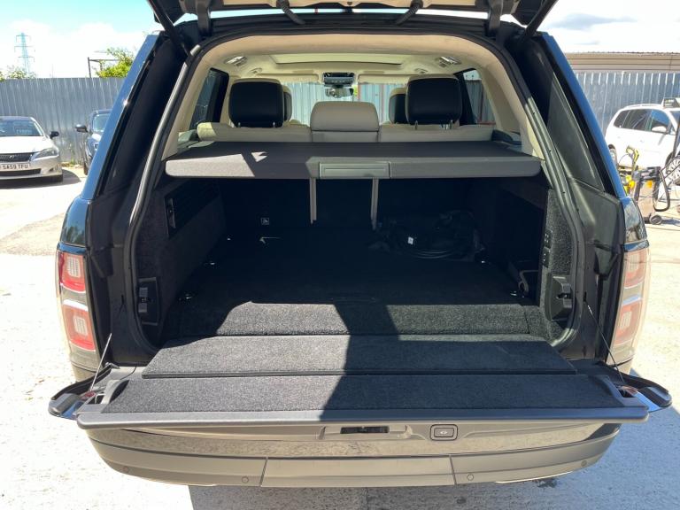 2021 Land Rover Range Rover 2.0 P400e Westminster Black 4dr Auto SUV Petrol/Electric Hybrid Autom...