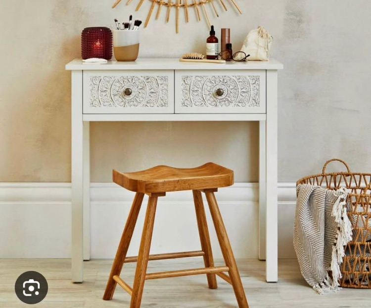 White Dressing Table with Carved Drawers and Wooden Stool
