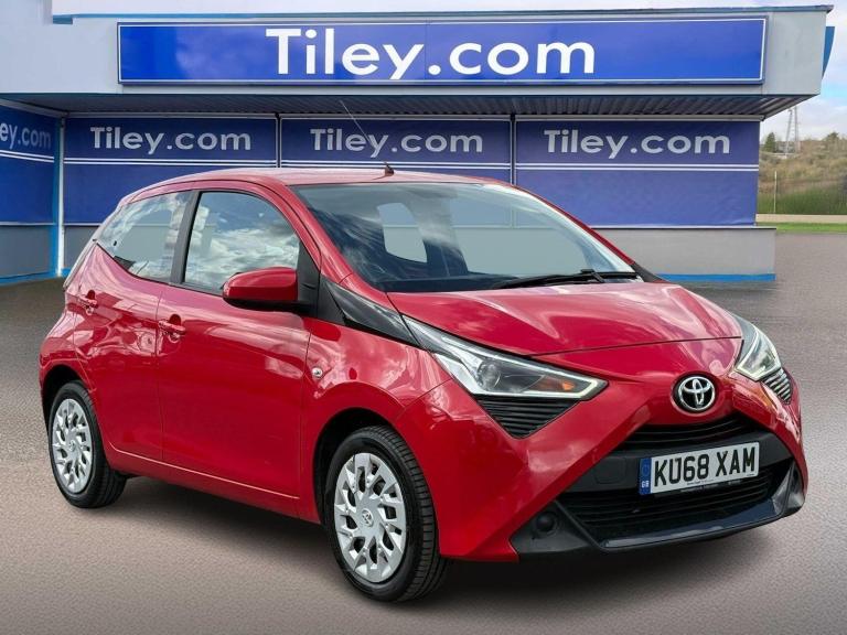 2018 Toyota AYGO 1.0 VVT-i x-play Euro 6 5dr HATCHBACK Petrol Manual