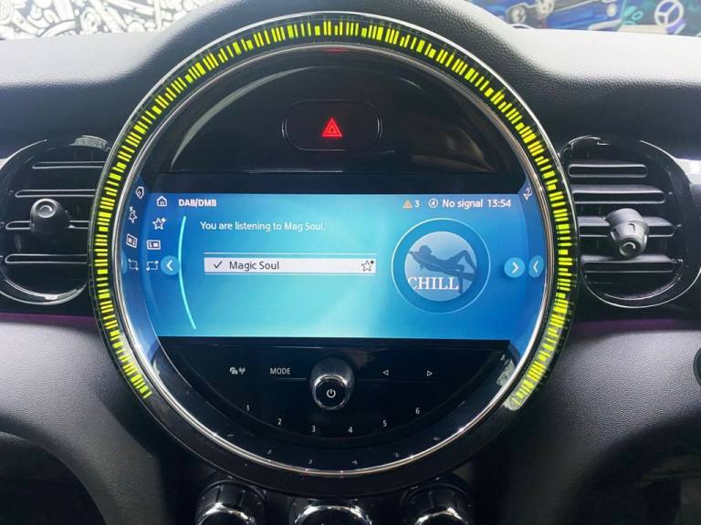 2021 MINI Hatch 1.5 Cooper Classic Hatchback 3dr Petrol Manual Euro 6 (s/s) (136 ps) Hatchback Pe...