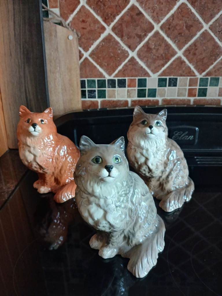  Ceramic beswick Cat Figurines – Decorative Ornaments
