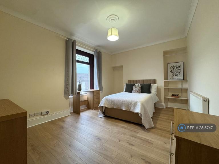 1 bedroom in Sebastopol St, Swansea, SA1 (#2815747)