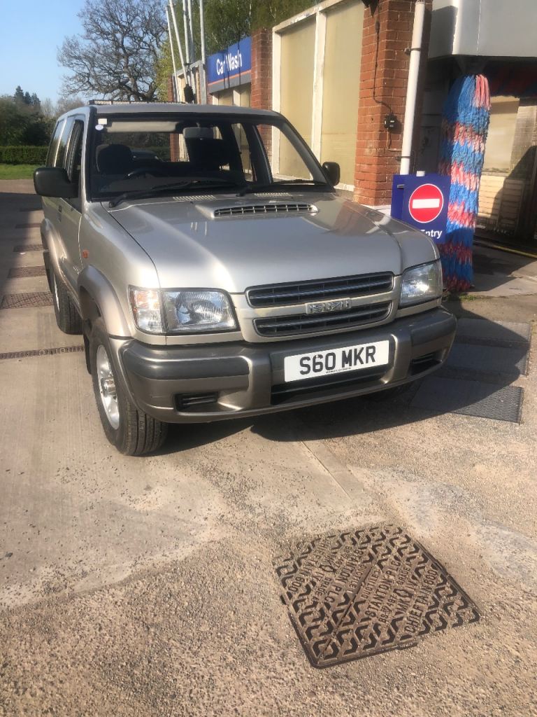 Isuzu trooper 3.0 Td 
