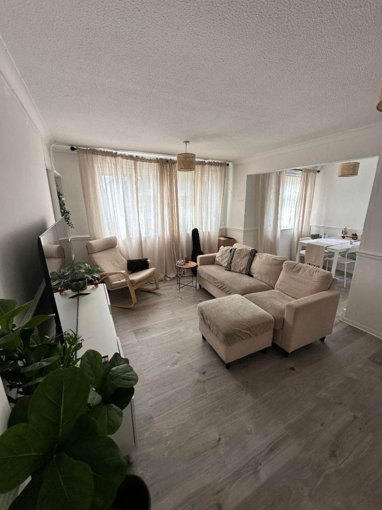**Apartment for rent ** 2 Bedroom Flat in Stanford-Le-Hope Thurrock Essex SS17