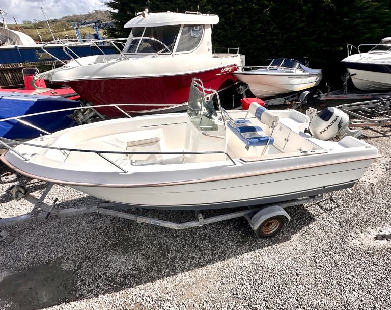 2006 Cap Ferret 500.  17ft.  Can deliver nationally