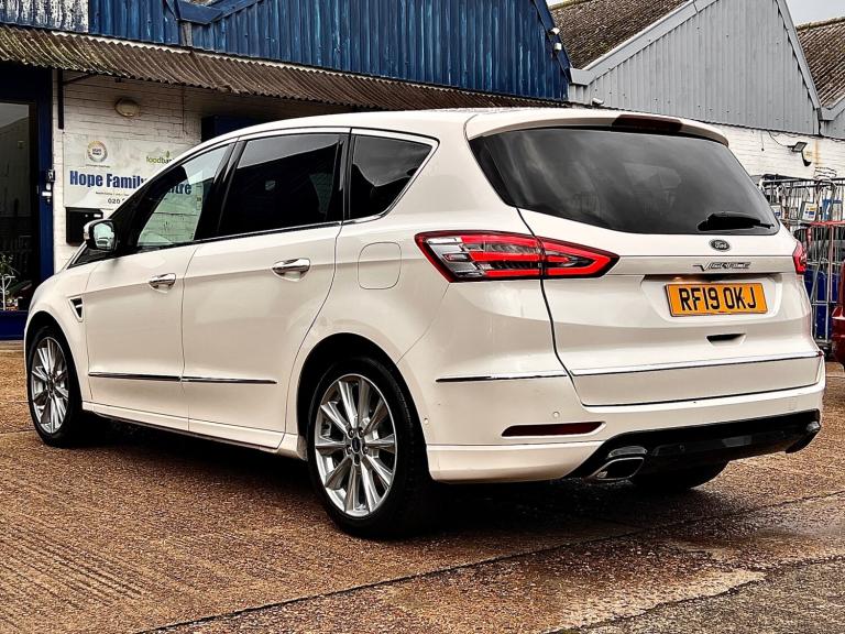 2019 Ford S-Max 2.0 EcoBlue 240 5dr Auto MPV Diesel Automatic