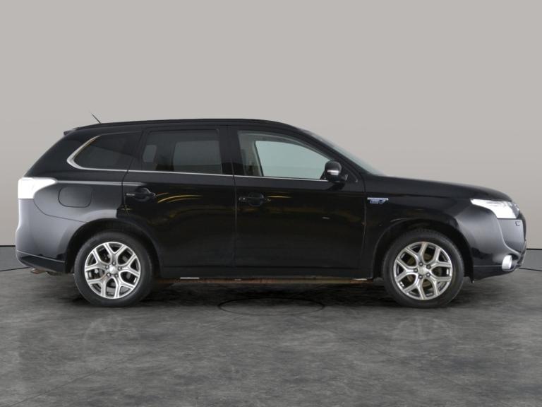 2015 Mitsubishi Outlander 2.0h 12kWh GX4hs SUV 5dr Petrol Plug-in Hybrid CVT 4WD Euro 5 (s/s) (20...