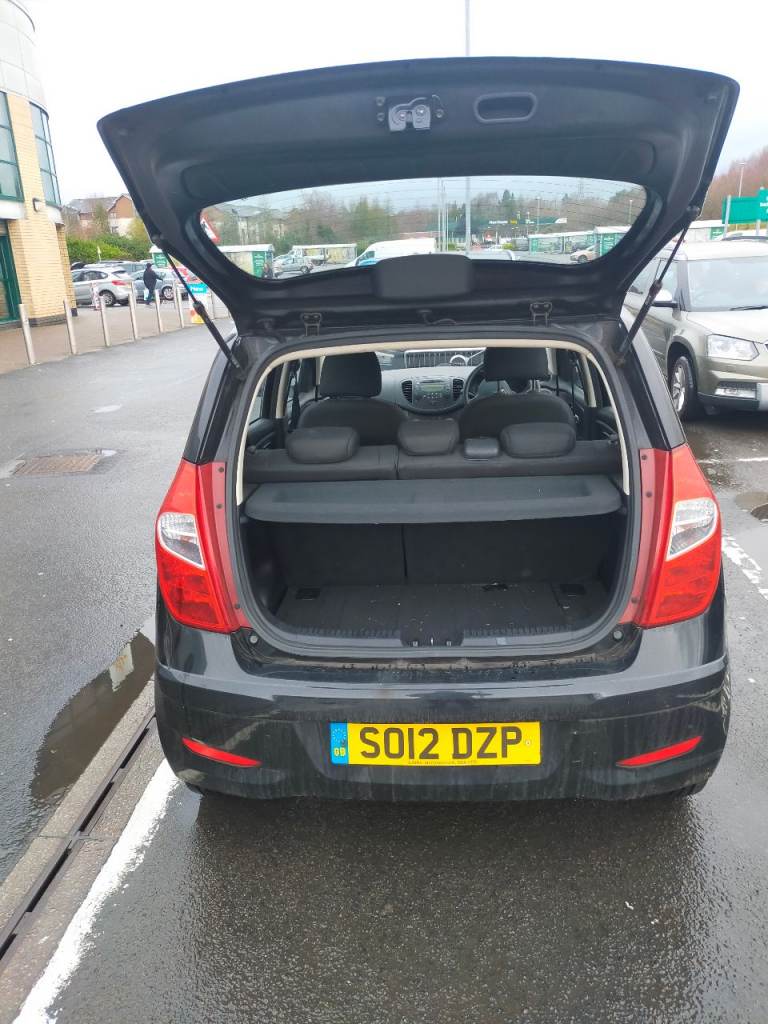 VERY CHEAP LOW MILEAGE I10 ONLY £29 YEARS TAX ULEZ COMPLIANT LOW INSURANCE MOT OCTOBER DOES 70 MPG 