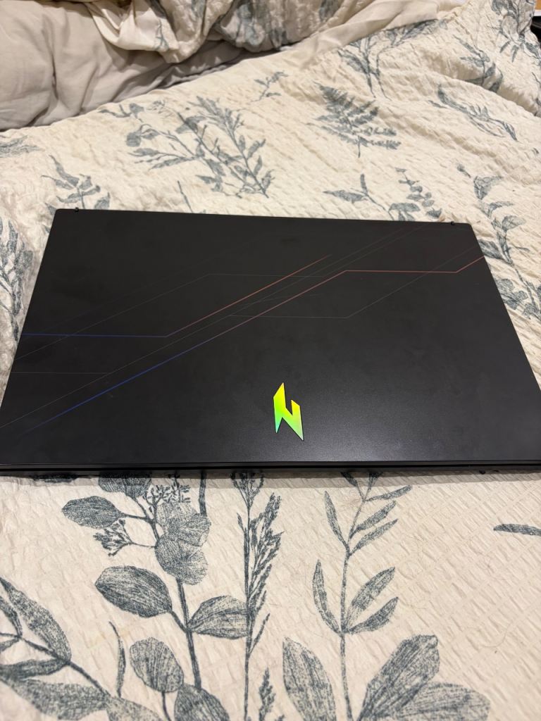 Acer nitro v 15 gaming laptop