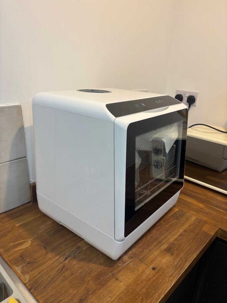 Compact Countertop Mini Dishwasher | Tabletop Dishwasher | Touch Control | Excellent Condition