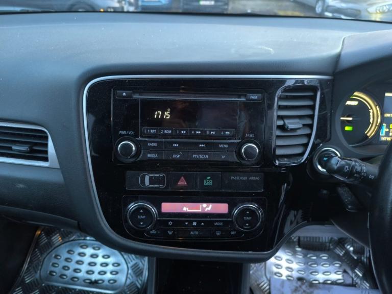 2014 Mitsubishi Outlander 2.0 Plugin Hybrid 12kWh GX3h 5 Seats 4WD Euro 5 Road Tax 20 ULEZ Compli...