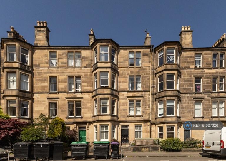 3 bedroom flat in Strathearn Road, Edinburgh, EH9 (3 bed) (#827828)