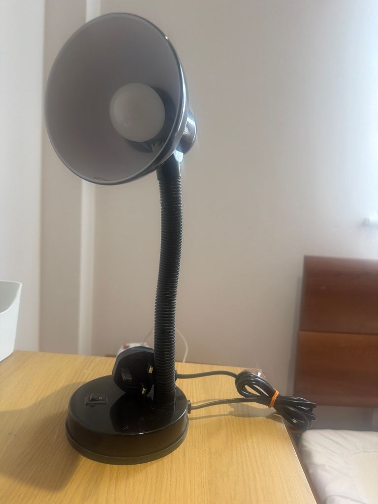 Black Flexible Desk Lamp – Good Condition