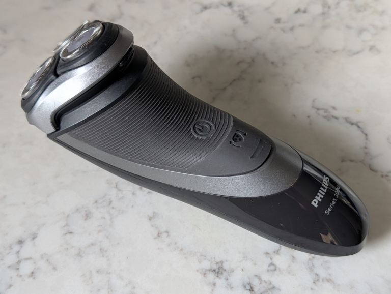 Philips Series 3000 S3560 Wet & Dry Men's Electric Shaver Pop-Up Trimmer Black