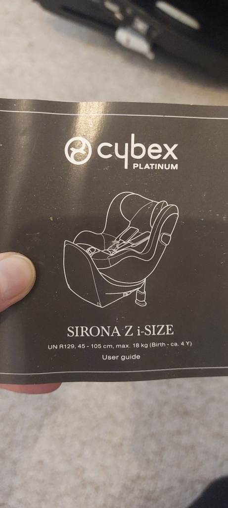 Cybex Car Seat and Isofix Base 