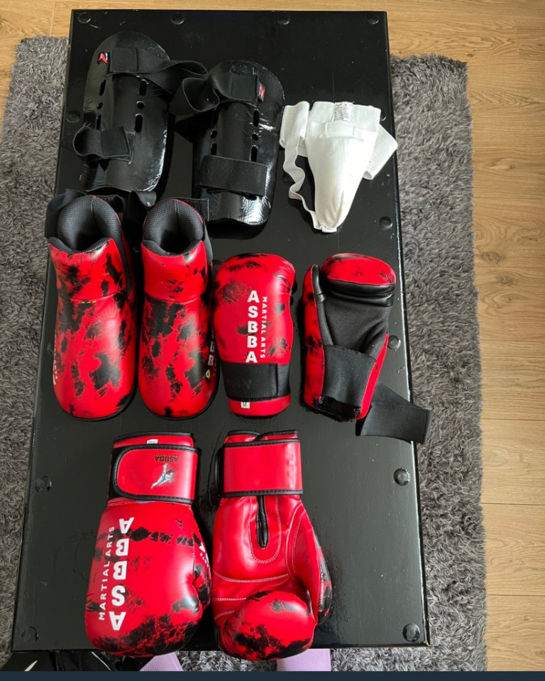 Kickboxing kit adult Large size