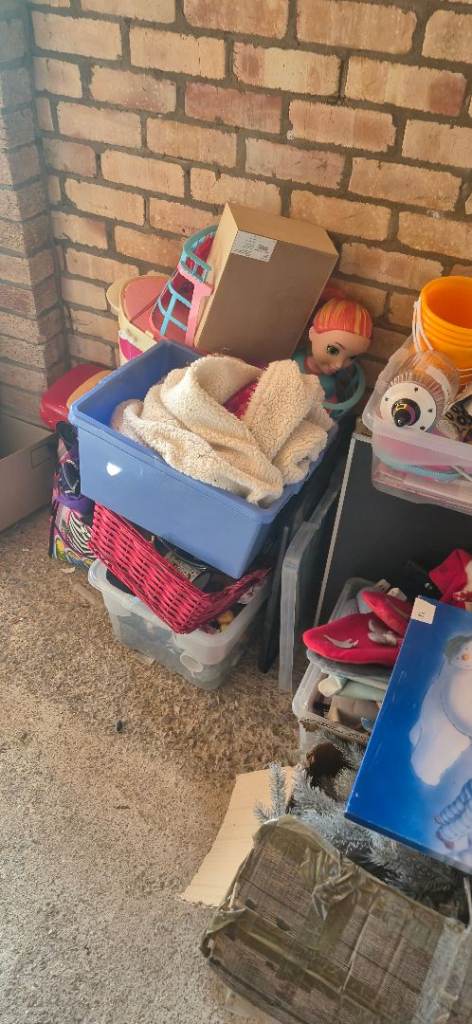 Carboot items