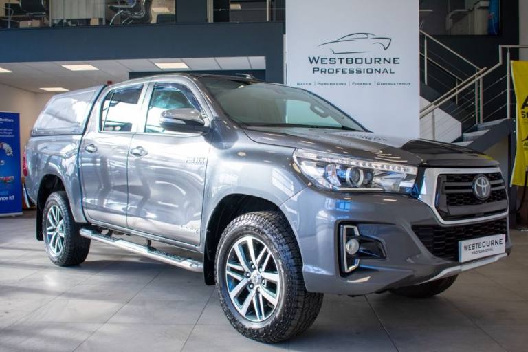 2019 19 TOYOTA HI-LUX 2.4 D-4D INVINCIBLE X PICKUP DOUBLE CAB 4DR DIESEL AUTO 4W