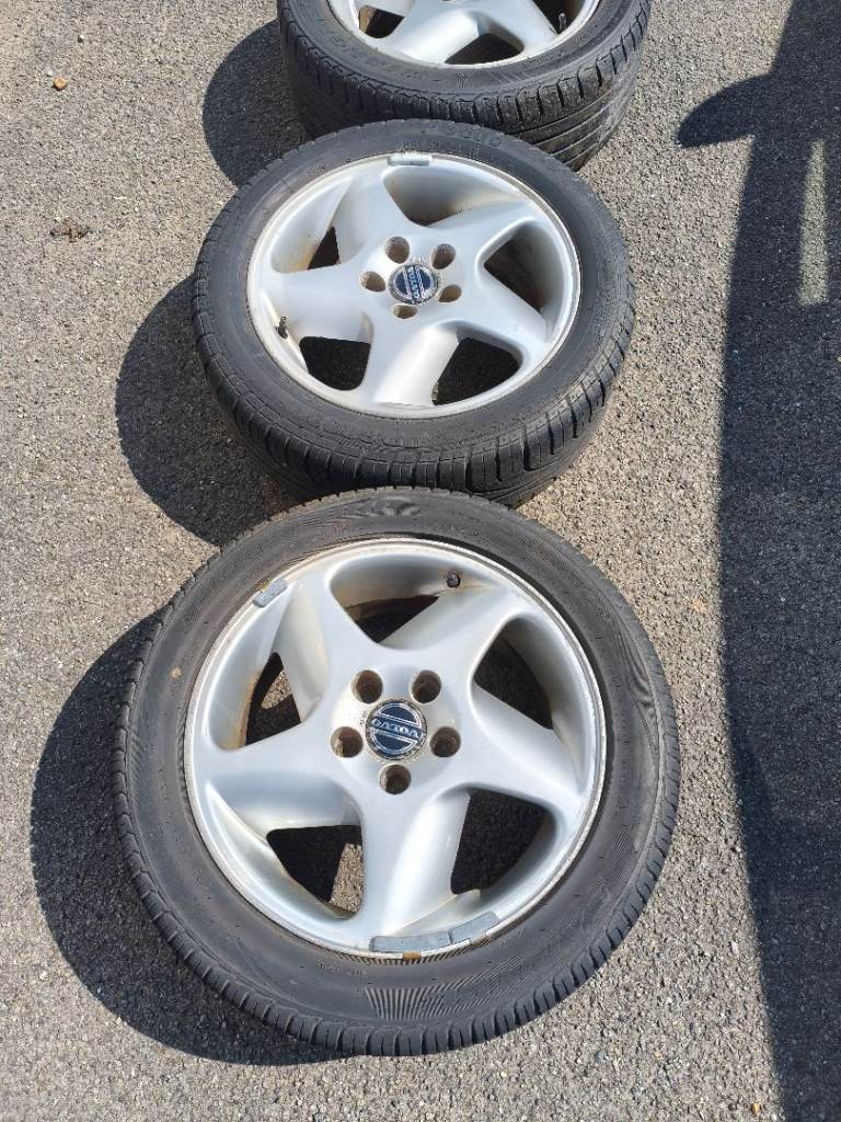 Volvo 850 16in Alloy wheels X5 