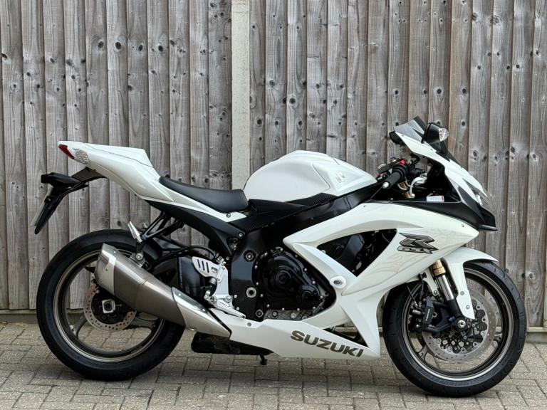 SUZUKI GSXR 600 K9 2010 (10) TRIBAL EDITION SUPER SPORT + CLEAN EXAMPLE 