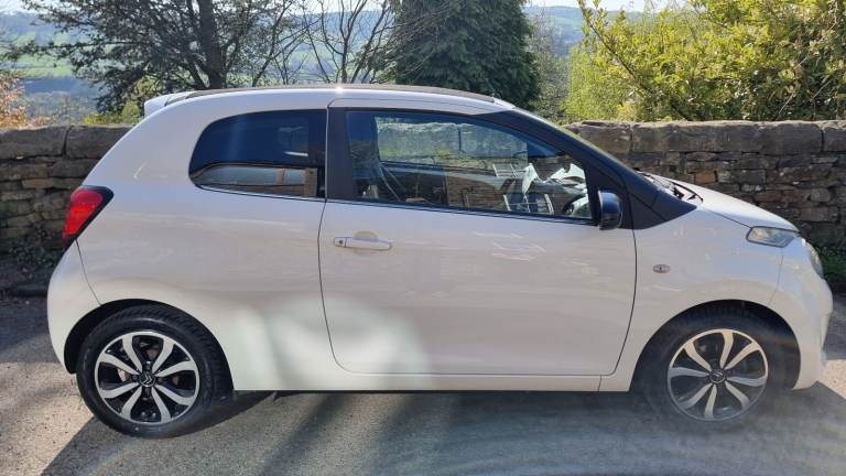 🚗 2015 Citroën C1 1.0 VTi – 67,000 miles – Full Service History – £3,750 ono