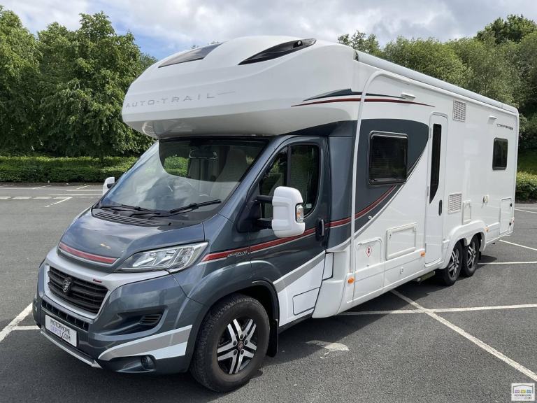 Auto - Trail Comanche S - 2017 - 6 berth - 4 belt - motorhome FOR SALE